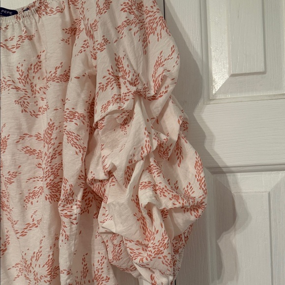 Emilio Pepe Off‑Shoulder Ruffle Sleeve Blouse – Size L - Picture 4 of 6